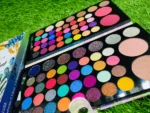 Romantic color beauty book Makeup Palette 82 Colors - Image 3