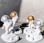 Astronaut mobile holder Stand for Desk, Bed, Tablet, iPad, iPhone, - Image 2