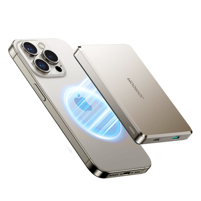 Joyroom JR-PBM08 Pro 10000mAh Magnetic Wireless Power Bank with 20W Fast Charging, Ultra-Slim Metal Design, USB-C and Lightning Input - Image 1