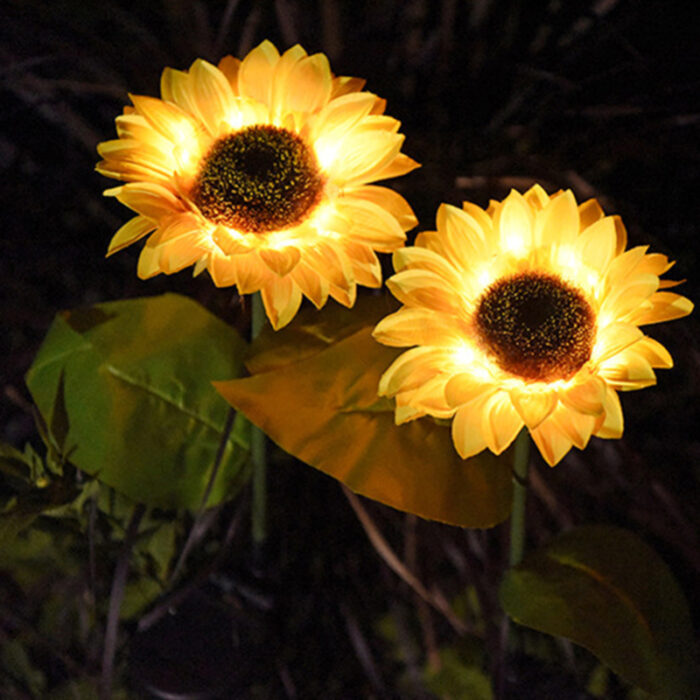 Pack Of 2 Waterproof Sunflower Solar Decorative Lights For Outdoor Garden And Lawn - Image 3