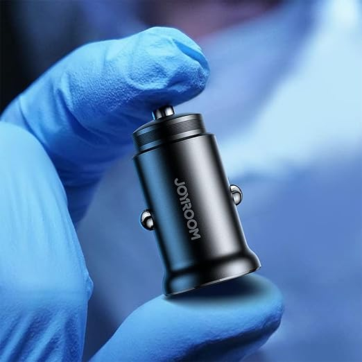 617klHlDTtL._AC_SX522_.jpg Joyroom JR-CCN05 30W Super Fast Mini Car Charger with USB-A & USB-C Ports - Image 1