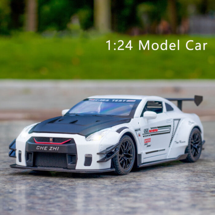 Nissan GTR Sports Alloy Model Simulation Pull Back With Sound And Light Car - Image 1