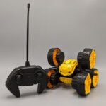 RC Stylish High Speed 360 Degree Rotatable Off-Road Stunt Flex Car - Image 3