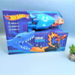 Hot Wheels Great Shark Car Flying Escape Track Toy Set - Image 5