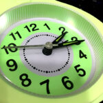 Mini Guitar-Shaped Desk Alarm Clock with Quartz Movement - Image 6