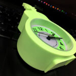 Mini Guitar-Shaped Desk Alarm Clock with Quartz Movement - Image 7