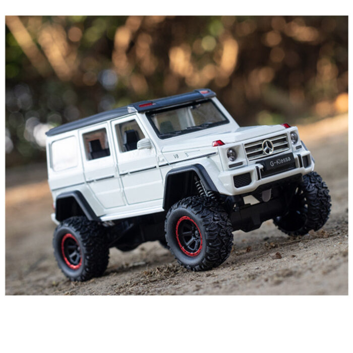 Mercedes Benz G500 Diecast Alloy Off-Road SUV Simulation Model Vehicle With Dynamic Music And Light - Image 8