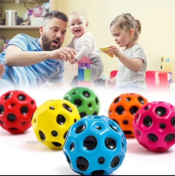 pack of 2 High Resilience Hole Ball Soft Bouncy Ball Anti-fall Moon Shape Porous Bouncy Ball Kids Indoor Outdoor Balls High Bouncing Moon Stress Ball (random color) - Image 1