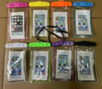 Universal Water Proof Mobile Pouch - Random color - Image 2