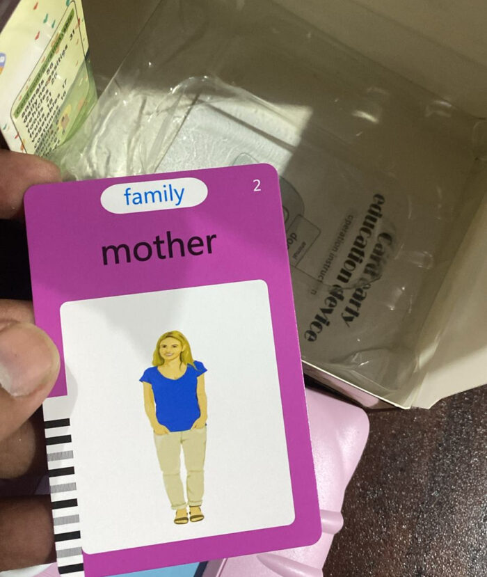 Talking flash cards Preschool learning toys Early Educational Toys English Learn to talk Learn words Learn English Learn(random color ) - Image 5