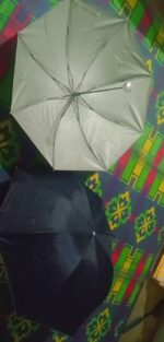 Portable Folding Umbrella for Men and Women - Random colors - Image 2