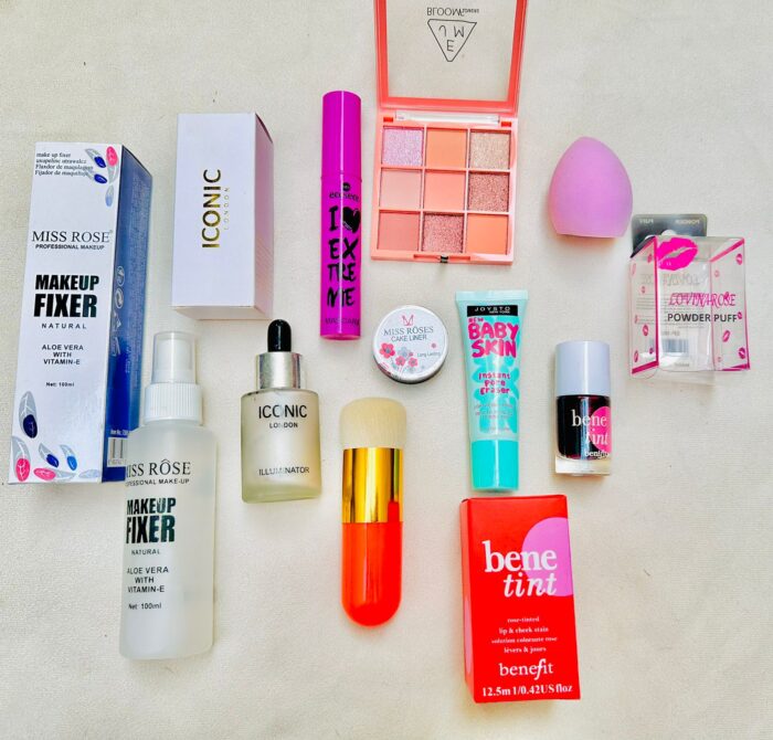 9 in 1 Makeup Deal - Image 1