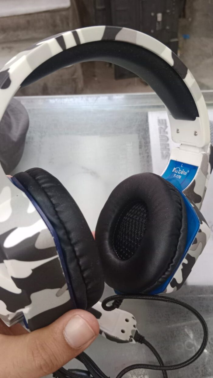 Gaming Headphone T176 Single Pin with Light - Image 6