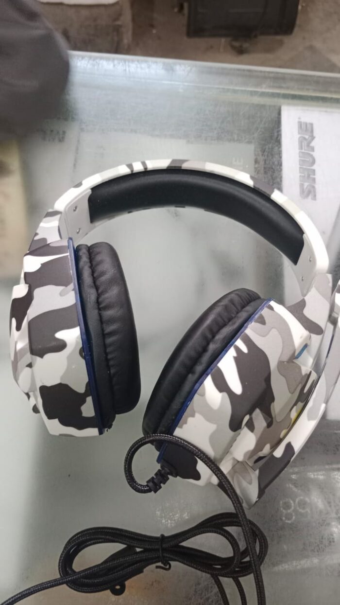 Gaming Headphone T176 Single Pin with Light - Image 8