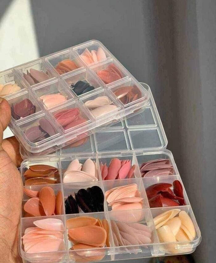 144 PCs nails box colorful and Shiny nails box (Random Color) - Image 3