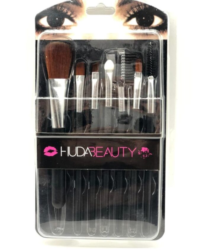 7 Pcs HUDA BEAUTY Makeup Brush Set - Image 1