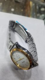 Saleda Quartz Analog Watch - Image 2