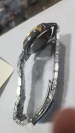 Saleda Quartz Analog Watch - Image 3