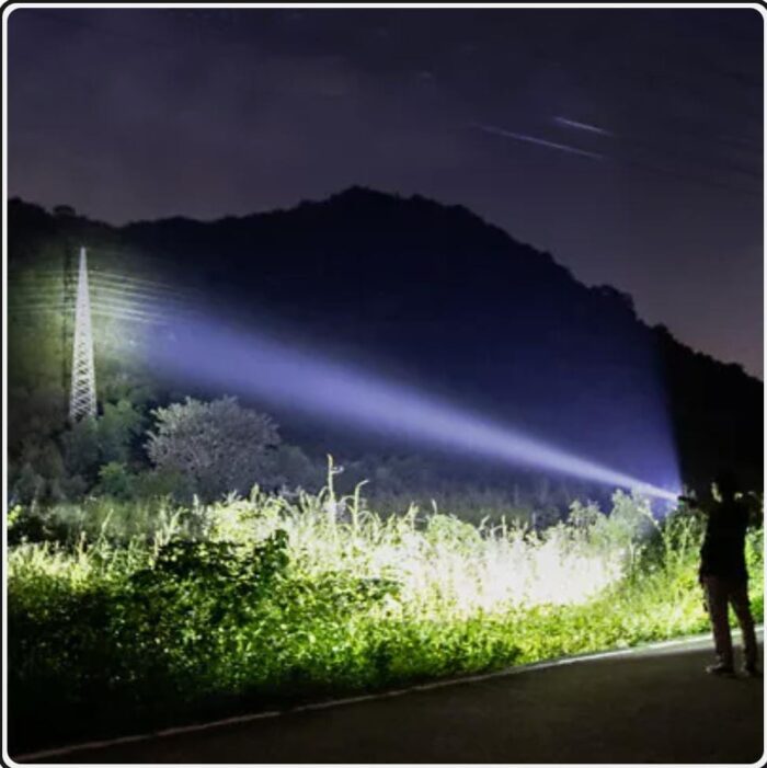 Self Defense Flashlight Strong Light Charging Outdoor Super Bright - Image 4