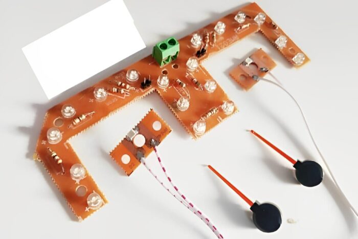 WhatsApp-Image-2024-12-18-at-9.39.55-AM-1.jpeg Honda Spedometer Led glow kit with niddle for Honda Cg 125 motorcycle motor bike - Image 1