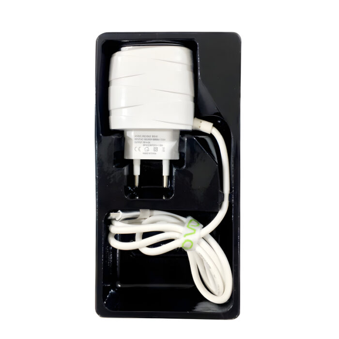 SOVO SG-81 MAGIC 3.1A Superior Speed Micro Charger With 3 USB Outputs - Image 3