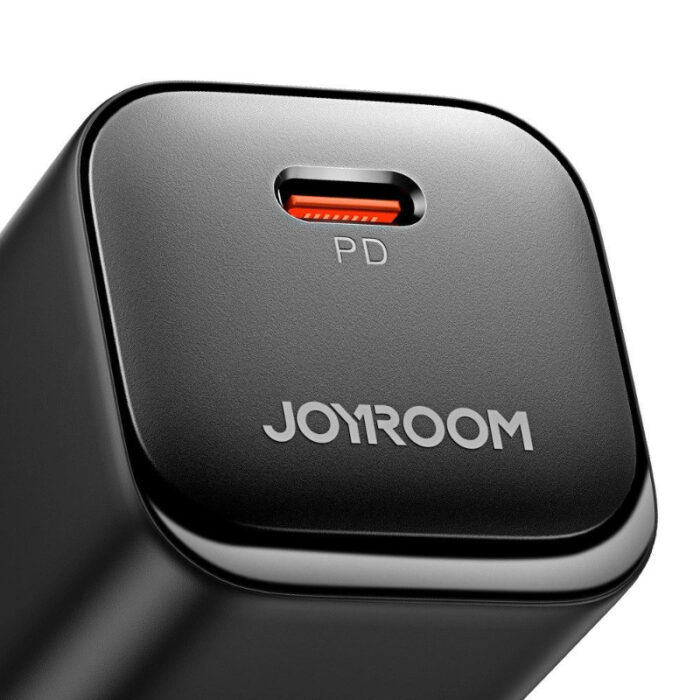 Joyroom JR-TCF07EU 30W PD Super Fast Charger – Compact and Powerful USB-C Adapter - Image 5