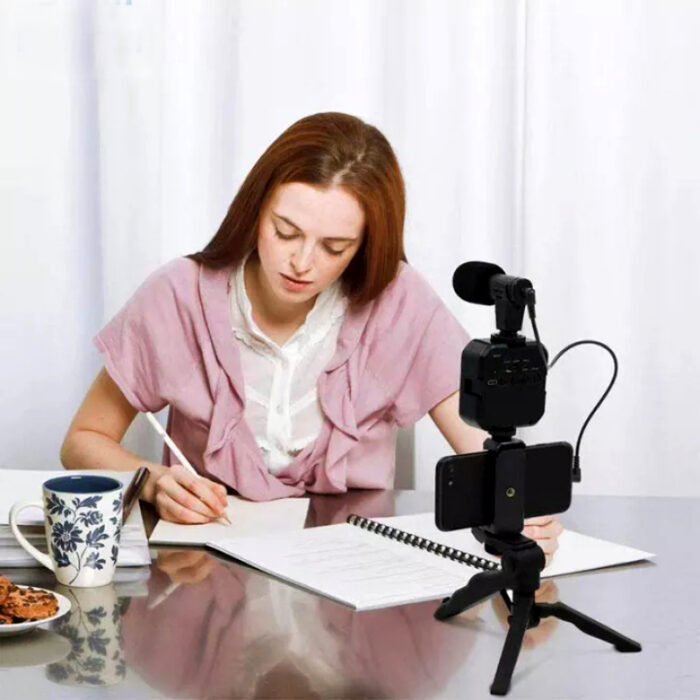Multifunctional Professional Vlogging Kit With Tripod LED Video Light Microphone And Phone Holder - Image 6