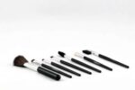 7 Pcs HUDA BEAUTY Makeup Brush Set - Image 3