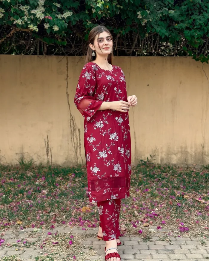 2pcs flower printed suit Stitched Suit Stone Winter linen Suit WINTER COLLECTION  (maroon) - Image 7